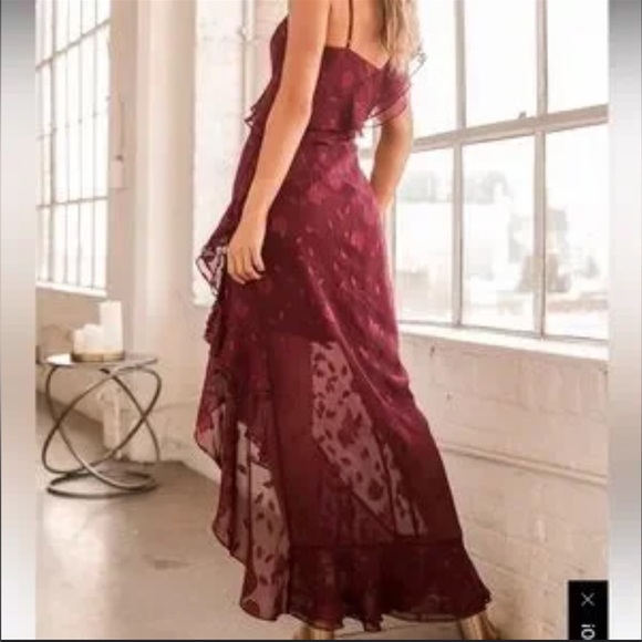 Lulus Burgundy Forever Be Floral Jacquard Ruffled Asymmetrical Maxi Dress NWOT S - Picture 4 of 16